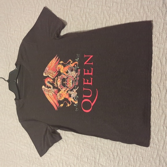 Queen graphic tee NWT - Picture 7 of 9
